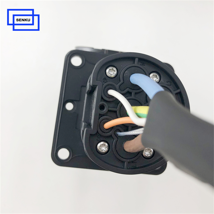 16A 240V AC Electric Car Gbt Socket